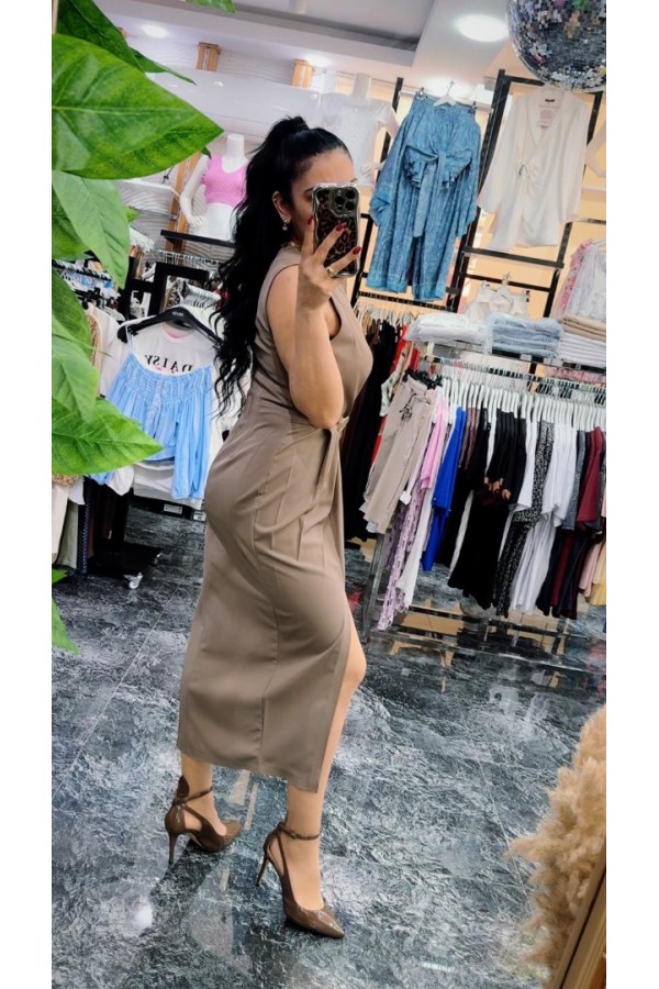 Saten Yırtmaçlı Elbise Saten Yırtmaçlı Elbise