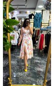 Çiçekli Pinterest Elbise Çiçekli Pinterest Elbise