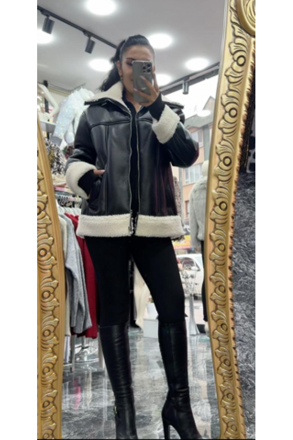 Yakası Kürklü Mont