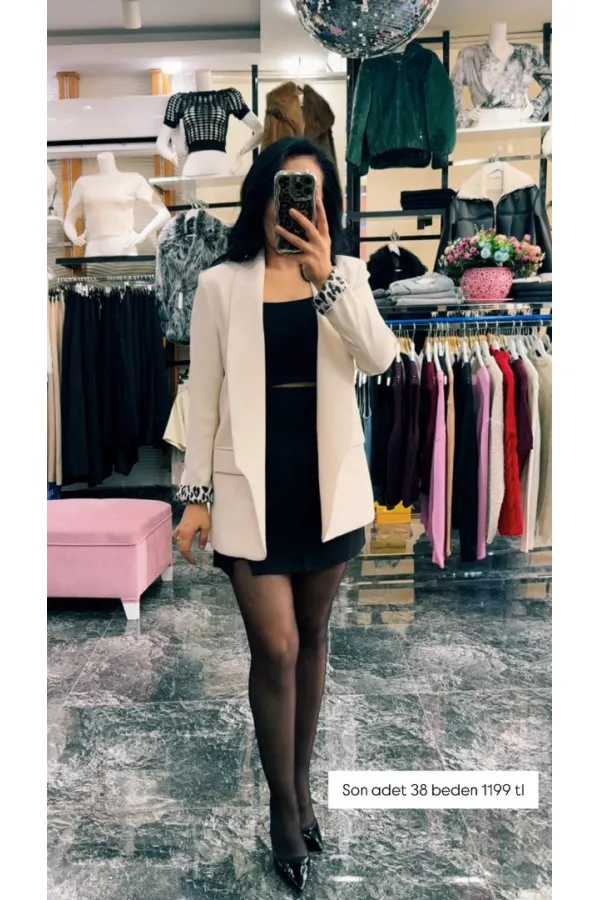 Leopar Detaylı Ceket